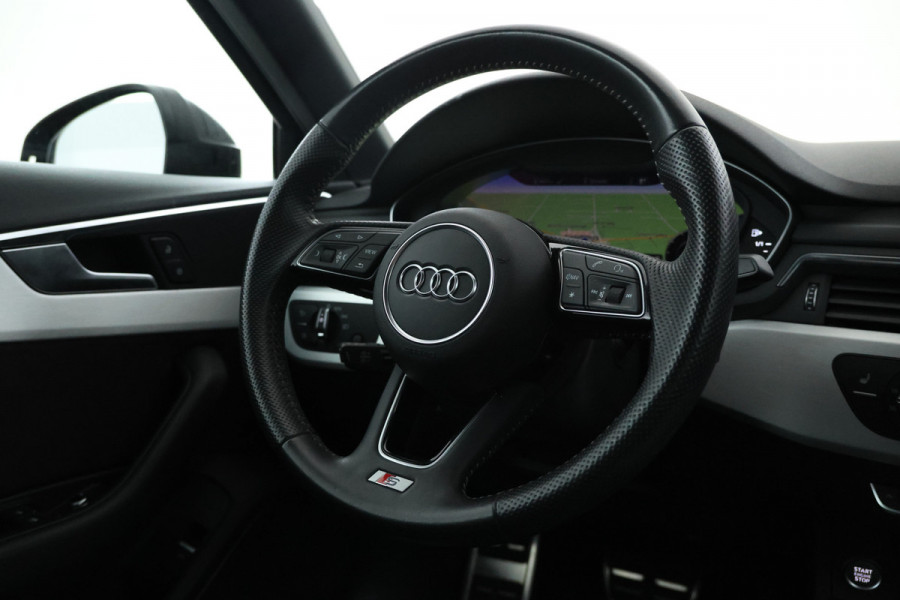 Audi A4 Limousine 2.0 TFSI MHEV Sport S line black edition Leer, Virtual dash! S-Line, Trekhaak