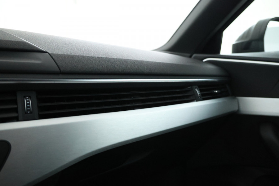 Audi A4 Limousine 2.0 TFSI MHEV Sport S line black edition Leer, Virtual dash! S-Line, Trekhaak