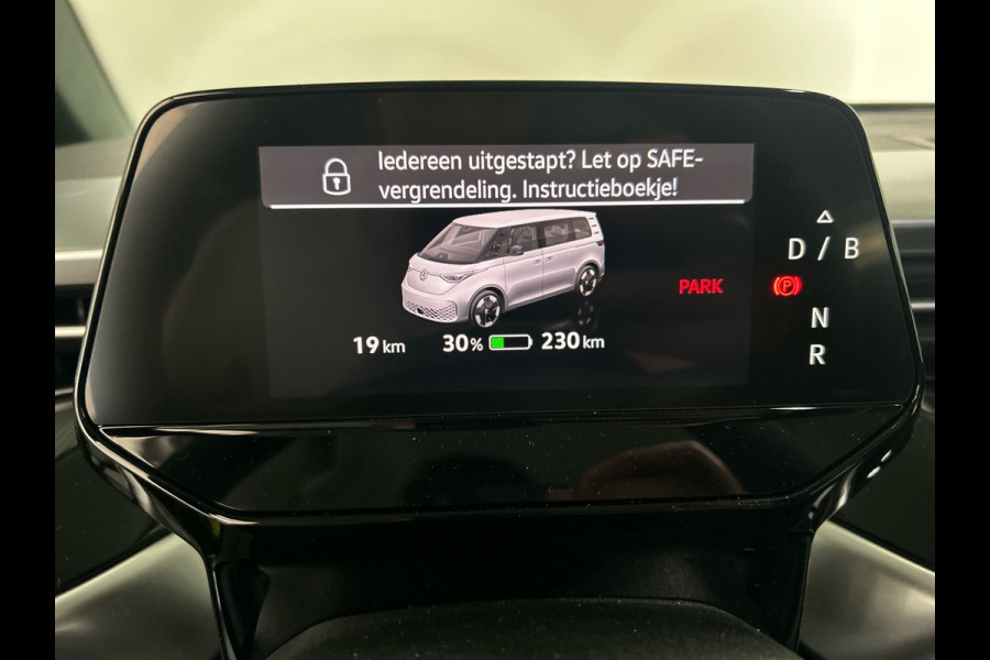 Volkswagen ID. Buzz Pro 86 kWh Lang 7persoons | Warmtepomp | Verwarmbaar stuurwiel | Apple carplay & Android auto! | Soh (batterijcheck) 100 %