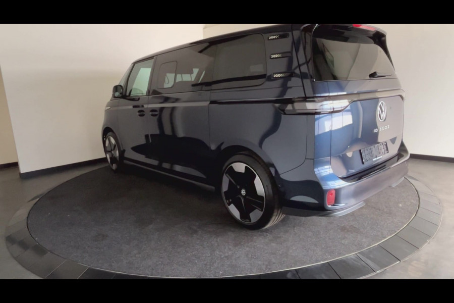 Volkswagen ID. Buzz Pro 86 kWh Lang 7persoons | Warmtepomp | Verwarmbaar stuurwiel | Apple carplay & Android auto! | Soh (batterijcheck) 100 %