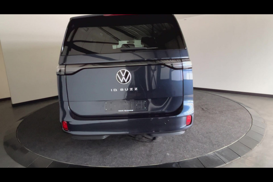Volkswagen ID. Buzz Pro 86 kWh Lang 7persoons | Warmtepomp | Verwarmbaar stuurwiel | Apple carplay & Android auto! | Soh (batterijcheck) 100 %
