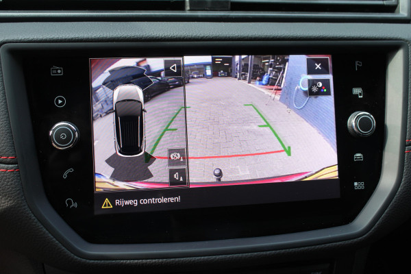 Seat Arona 1.0 TSI 116pk FR Business Intense DSG7 NL-Auto NAP Clima Cruise Navi Carplay BEATS 18"LMV Trekhaak 1100kg