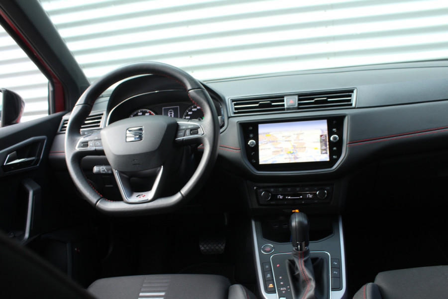 Seat Arona 1.0 TSI 116pk FR Business Intense DSG7 NL-Auto NAP Clima Cruise Navi Carplay BEATS 18"LMV Trekhaak 1100kg
