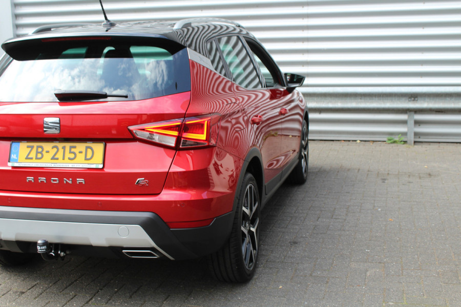 Seat Arona 1.0 TSI 116pk FR Business Intense DSG7 NL-Auto NAP Clima Cruise Navi Carplay BEATS 18"LMV Trekhaak 1100kg