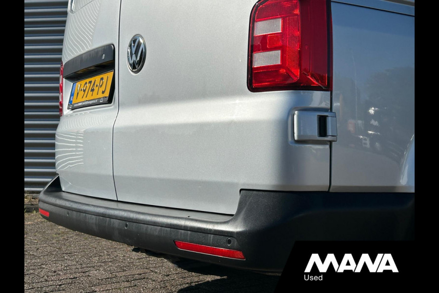 Volkswagen Transporter 2.0TDI L2H1 DC 5 Zits Trekhaak Airco Cruise control Sidebars