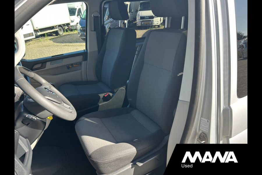Volkswagen Transporter 2.0TDI L2H1 DC 5 Zits Trekhaak Airco Cruise control Sidebars