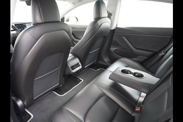 Tesla Model 3 RWD SR+ 60kWh 325PK TREKHAAK FSD 3-Computer 18" AutoPilot Leder PanoDak Adaptive-Cruise Lmv Camera's Elektr.-Stuur+Stoelen+Spieg Navi LED Comfortstoelen ACC DAB Voorverwarmen interieur via App Keyless via Telefoonsleutel One-Pedal-Drive 1.000KG Trekgewicht! Origineel Nederlandse auto tot 11kw laden thuis! 1.584kg licht! Accu Garantie tot 29-06-2028/160.000km