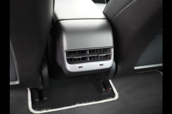 Tesla Model 3 RWD SR+ 60kWh 325PK TREKHAAK FSD 3-Computer 18" AutoPilot Leder PanoDak Adaptive-Cruise Lmv Camera's Elektr.-Stuur+Stoelen+Spieg Navi LED Comfortstoelen ACC DAB Voorverwarmen interieur via App Keyless via Telefoonsleutel One-Pedal-Drive 1.000KG Trekgewicht! Origineel Nederlandse auto tot 11kw laden thuis! 1.584kg licht! Accu Garantie tot 29-06-2028/160.000km