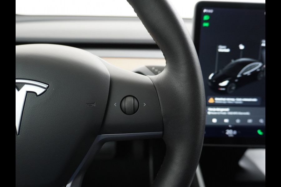 Tesla Model 3 RWD SR+ 60kWh 325PK TREKHAAK FSD 3-Computer 18" AutoPilot Leder PanoDak Adaptive-Cruise Lmv Camera's Elektr.-Stuur+Stoelen+Spieg Navi LED Comfortstoelen ACC DAB Voorverwarmen interieur via App Keyless via Telefoonsleutel One-Pedal-Drive 1.000KG Trekgewicht! Origineel Nederlandse auto tot 11kw laden thuis! 1.584kg licht! Accu Garantie tot 29-06-2028/160.000km