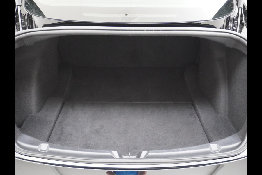 Tesla Model 3 RWD SR+ 60kWh 325PK TREKHAAK FSD 3-Computer 18" AutoPilot Leder PanoDak Adaptive-Cruise Lmv Camera's Elektr.-Stuur+Stoelen+Spieg Navi LED Comfortstoelen ACC DAB Voorverwarmen interieur via App Keyless via Telefoonsleutel One-Pedal-Drive 1.000KG Trekgewicht! Origineel Nederlandse auto tot 11kw laden thuis! 1.584kg licht! Accu Garantie tot 29-06-2028/160.000km