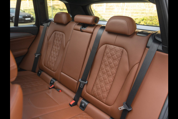 BMW X3 M40i xDrive - Individual Leder - Pano - Trekhaak - Harman Kardon - ACC
