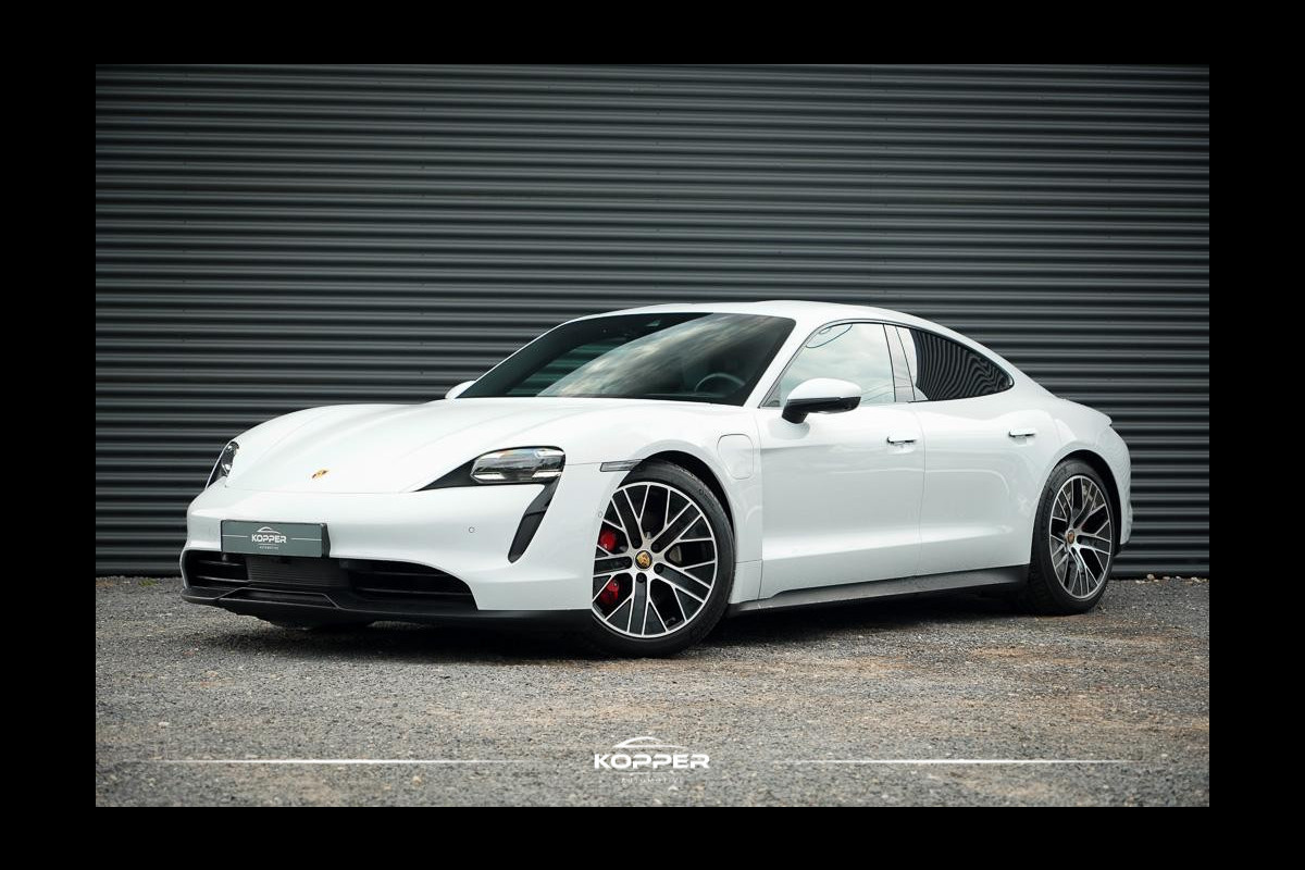 Porsche Taycan 4S Performance 84 kWh / 4Wiel Sturing / Warmtepomp / Sportstoelen Porsche Taycan 4S Performance 84 kWh / 4Wiel Sturing / Warmtepomp / Sportstoelen