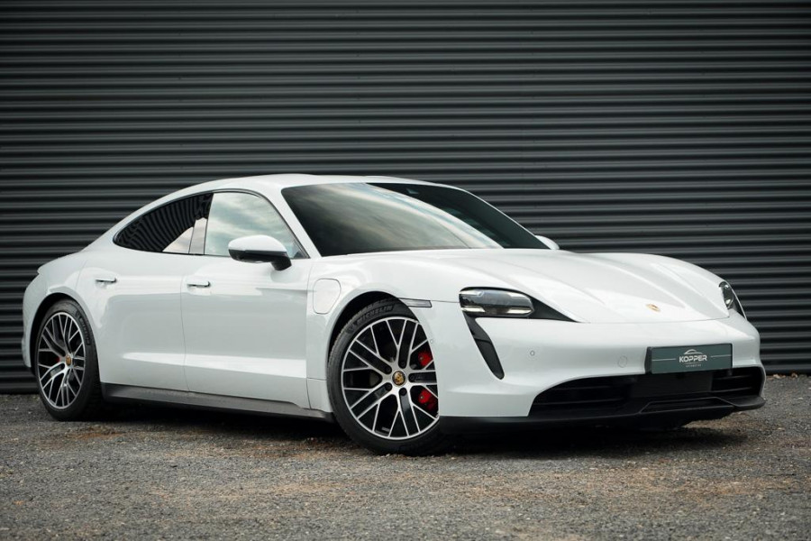 Porsche Taycan 4S Performance 84 kWh / 4Wiel Sturing / Warmtepomp / Sportstoelen