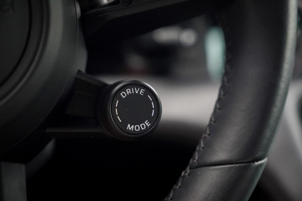 Porsche Taycan 4S Performance 84 kWh / 4Wiel Sturing / Warmtepomp / Sportstoelen