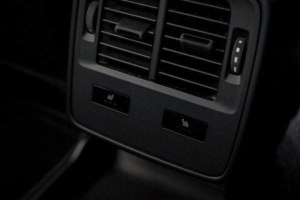 Porsche Taycan 4S Performance 84 kWh / 4Wiel Sturing / Warmtepomp / Sportstoelen