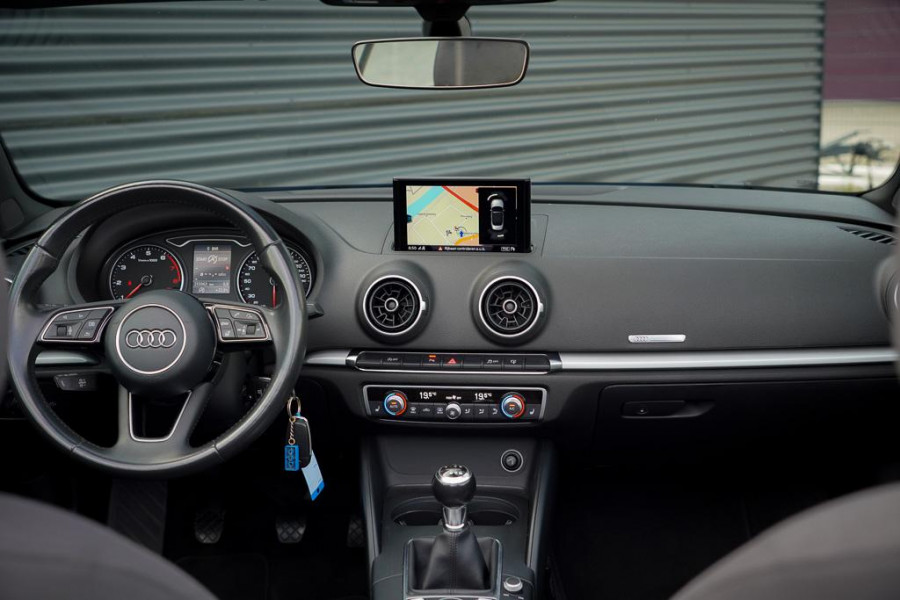 Audi A3 Cabriolet 1.4 TFSI CoD Pro Line / Trekhaak / Stuurwielverwarming / NL Auto
