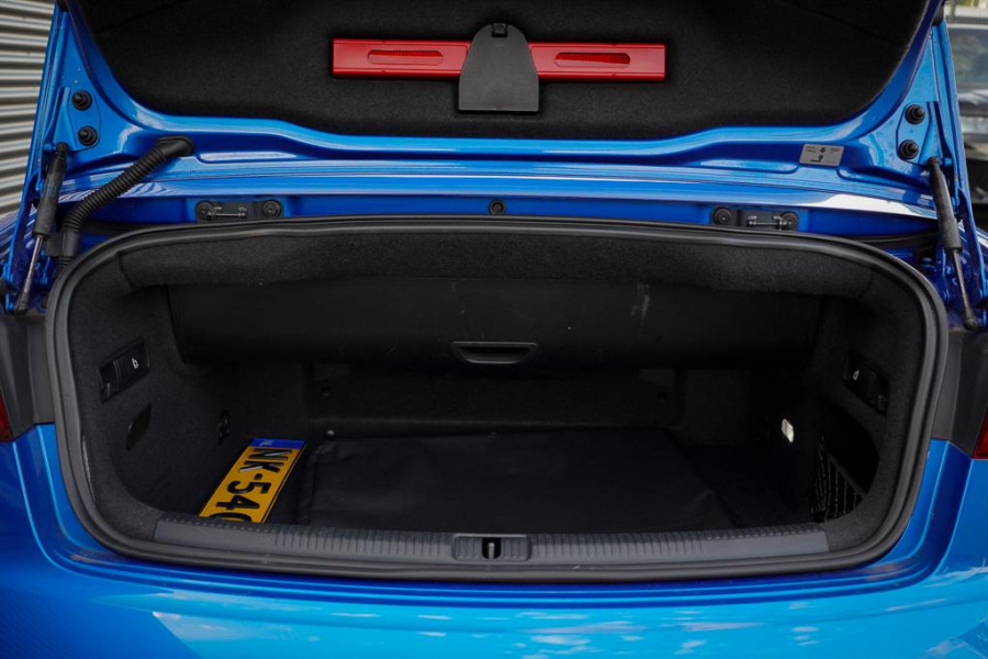 Audi A3 Cabriolet 1.4 TFSI CoD Pro Line / Trekhaak / Stuurwielverwarming / NL Auto
