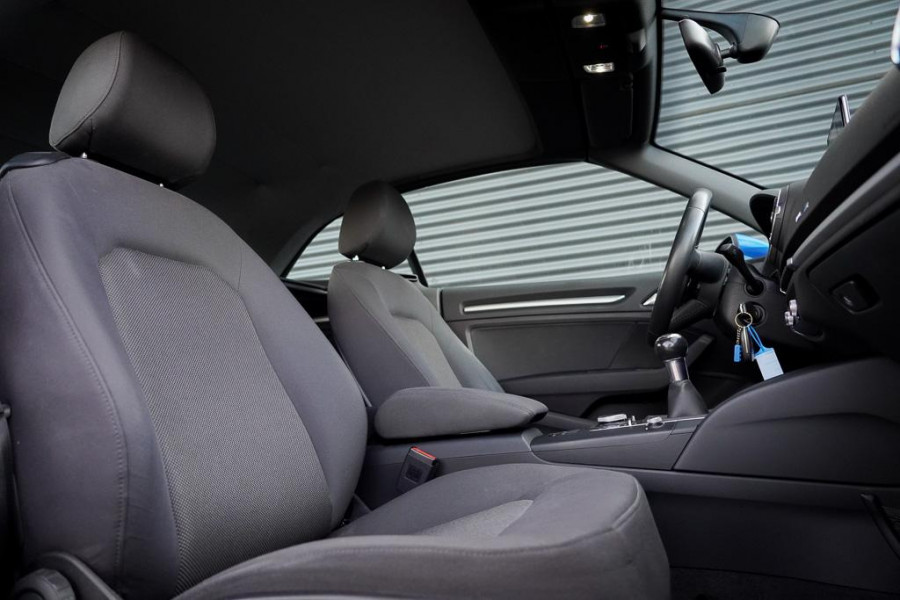 Audi A3 Cabriolet 1.4 TFSI CoD Pro Line / Trekhaak / Stuurwielverwarming / NL Auto
