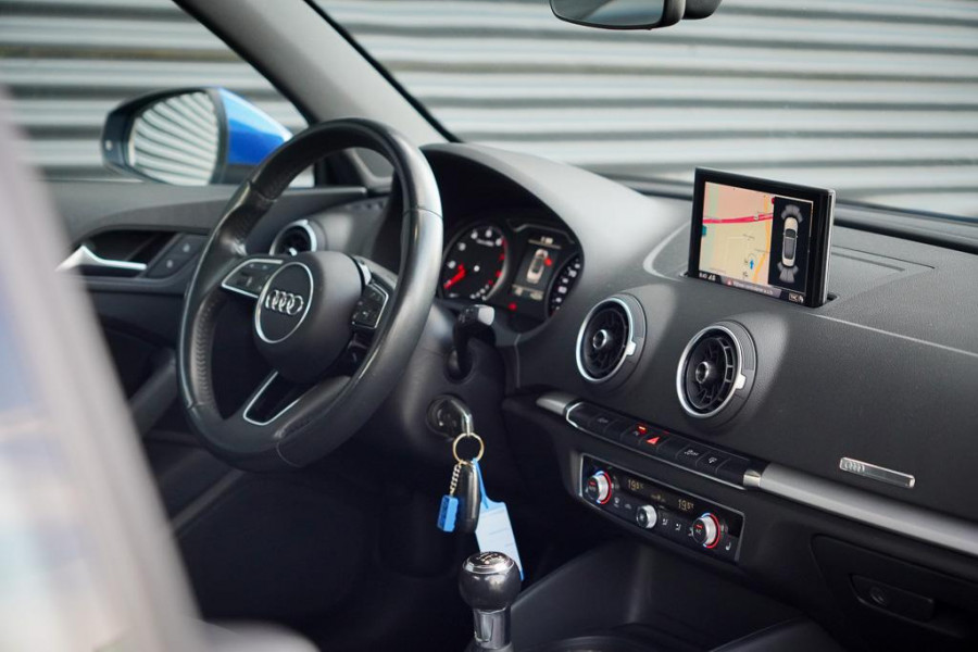Audi A3 Cabriolet 1.4 TFSI CoD Pro Line / Trekhaak / Stuurwielverwarming / NL Auto