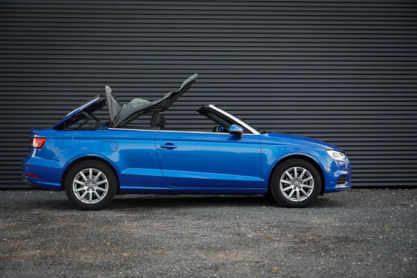 Audi A3 Cabriolet 1.4 TFSI CoD Pro Line / Trekhaak / Stuurwielverwarming / NL Auto