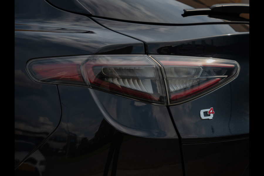 Alfa Romeo Stelvio 2.2 JTD AWD Veloce 210pk MY24 | Pano-dak | Matrix-LED | Veloce stoelen | Elektr. trekhaak