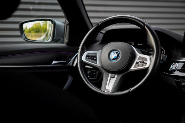 BMW 5 Serie 530e High Executive / M-Sport / Pano / Shadowline / Incl BTW / Adaptive Cruise