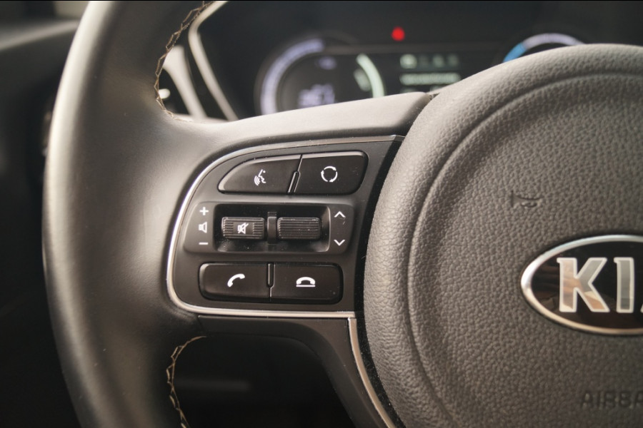 Kia e-Niro DynamicLine 64kWh 3-FASE-NAVI-ECC-CAM-DAB-PDC-