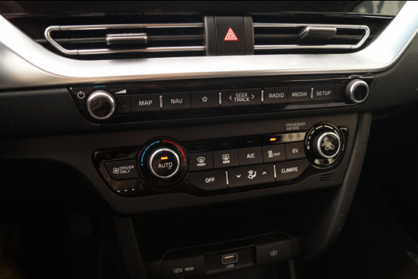 Kia e-Niro DynamicLine 64kWh 3-FASE-NAVI-ECC-CAM-DAB-PDC-