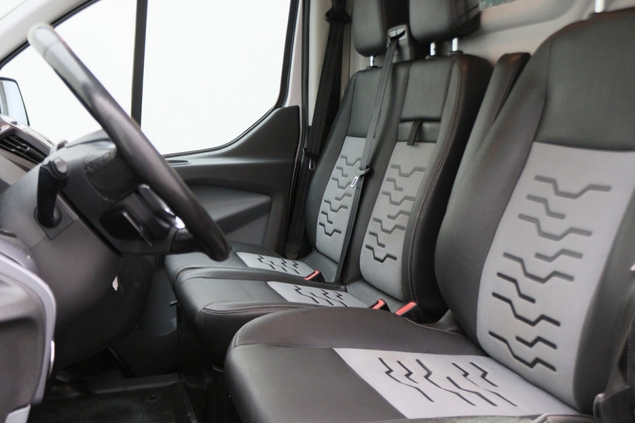 Ford Transit Custom 340 2.0 TDCI L1H1 Limited Automaat Xenon, Elektr. Stoel, Camera, Navigatie, Stoelverw., Trekhaak, 18"