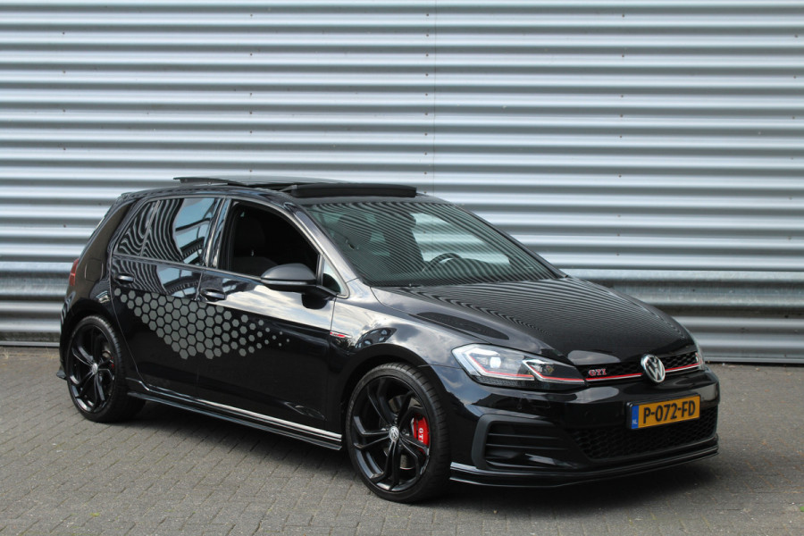 Volkswagen Golf 2.0 TSI 290pk GTI TCR DSG7 Panoramadak Clima Cruise Navi Camera Akrapovic Dig. Cockpit 18"LMV