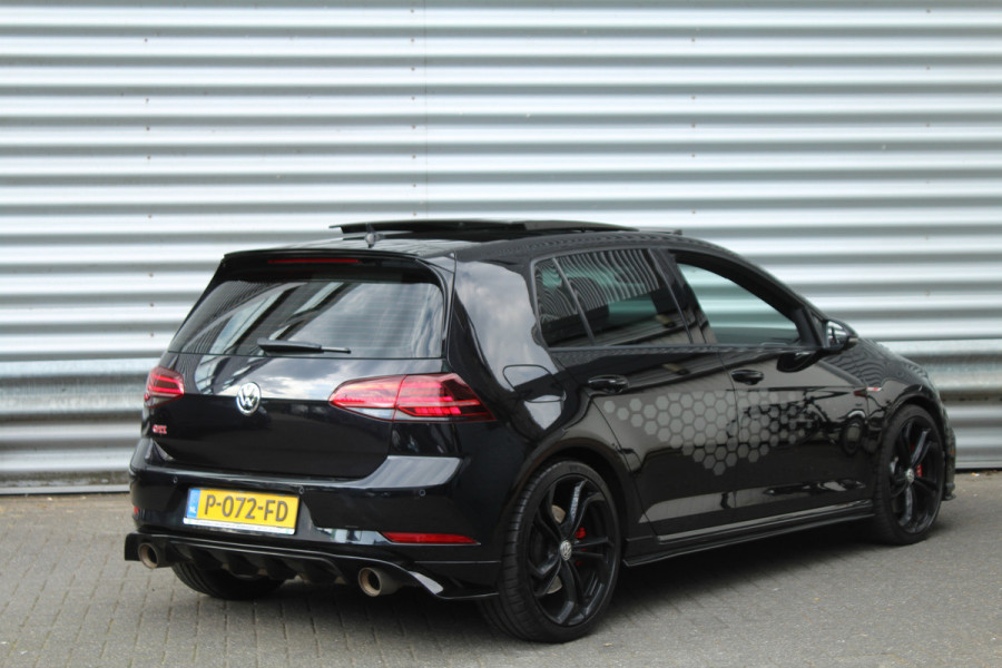Volkswagen Golf 2.0 TSI 290pk GTI TCR DSG7 Panoramadak Clima Cruise Navi Camera Akrapovic Dig. Cockpit 18"LMV