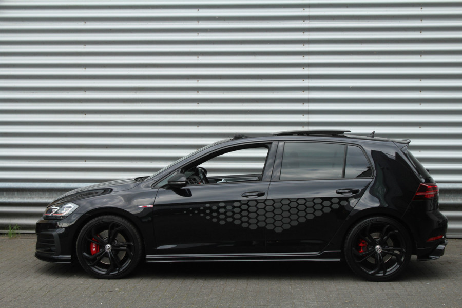 Volkswagen Golf 2.0 TSI 290pk GTI TCR DSG7 Panoramadak Clima Cruise Navi Camera Akrapovic Dig. Cockpit 18"LMV