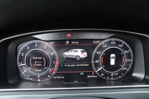 Volkswagen Golf 2.0 TSI 290pk GTI TCR DSG7 Panoramadak Clima Cruise Navi Camera Akrapovic Dig. Cockpit 18"LMV