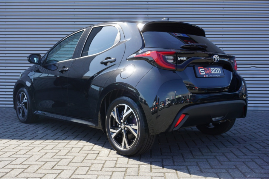 Toyota Yaris 115PK Hybr Dynamic AUTOMAAT NIEUW! | CAMERA | CARPLAY | ADAPTIVE