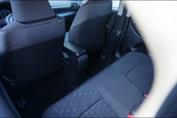 Toyota Yaris 115PK Hybr Dynamic AUTOMAAT NIEUW! | CAMERA | CARPLAY | ADAPTIVE