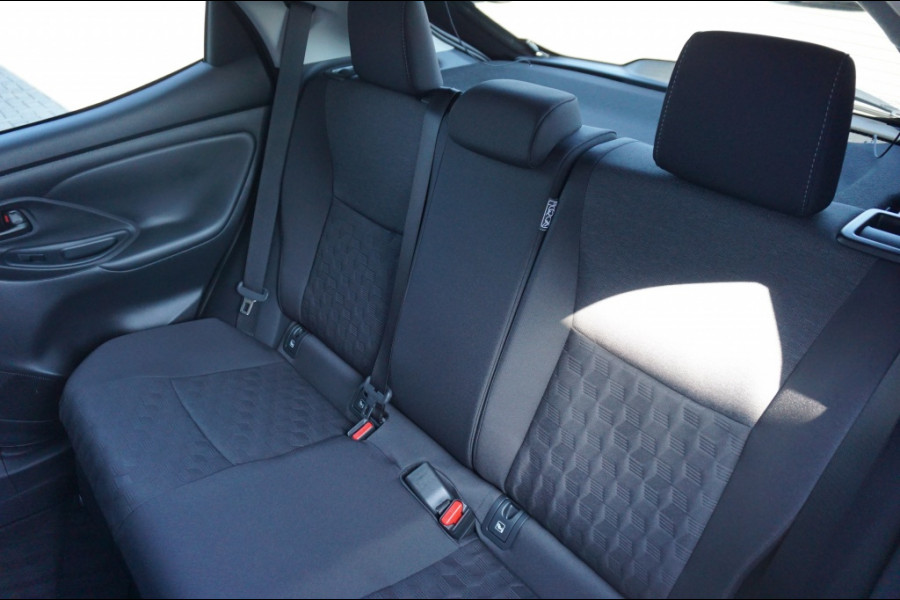 Toyota Yaris 115PK Hybr Dynamic AUTOMAAT NIEUW! | CAMERA | CARPLAY | ADAPTIVE