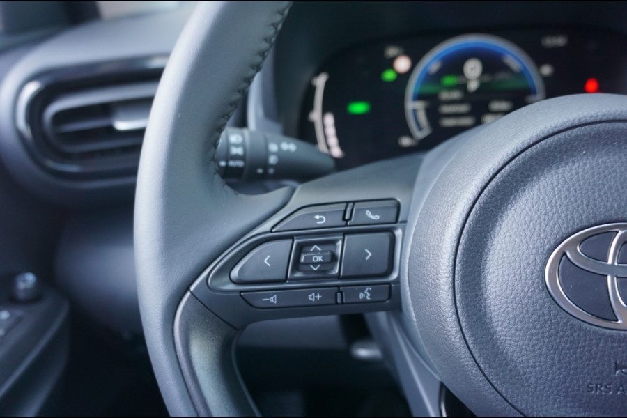 Toyota Yaris 115PK Hybr Dynamic AUTOMAAT NIEUW! | CAMERA | CARPLAY | ADAPTIVE