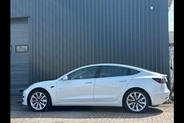 Tesla Model 3 Standard RWD Plus 60 kWh