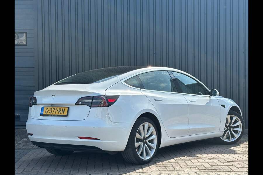 Tesla Model 3 Standard RWD Plus 60 kWh