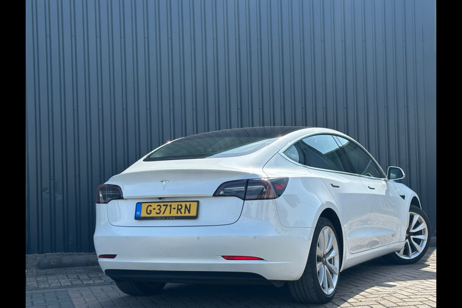 Tesla Model 3 Standard RWD Plus 60 kWh