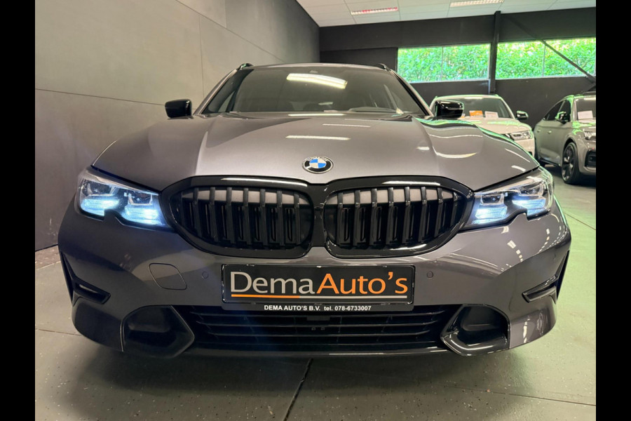 BMW 3 Serie Touring 330e xDrive BLACK-LINE SPORT NAVI/V-COCKPIT/DAB/CARPLAY/SFEERVERL/CAM/