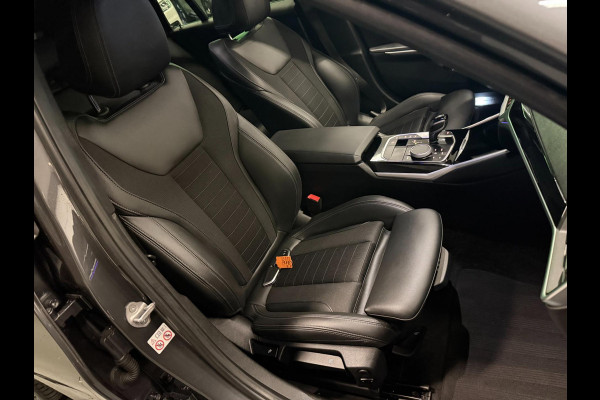 BMW 3 Serie Touring 330e xDrive BLACK-LINE SPORT NAVI/V-COCKPIT/DAB/CARPLAY/SFEERVERL/CAM/