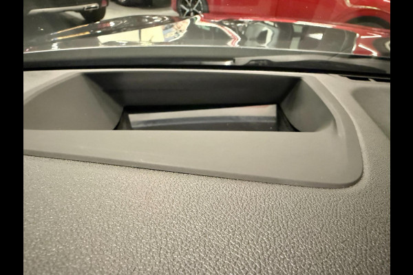 BMW 3 Serie Touring 330e xDrive BLACK-LINE SPORT NAVI/V-COCKPIT/DAB/CARPLAY/SFEERVERL/CAM/