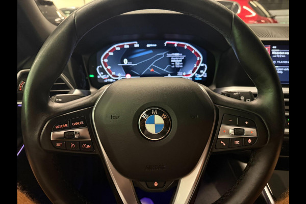 BMW 3 Serie Touring 330e xDrive BLACK-LINE SPORT NAVI/V-COCKPIT/DAB/CARPLAY/SFEERVERL/CAM/
