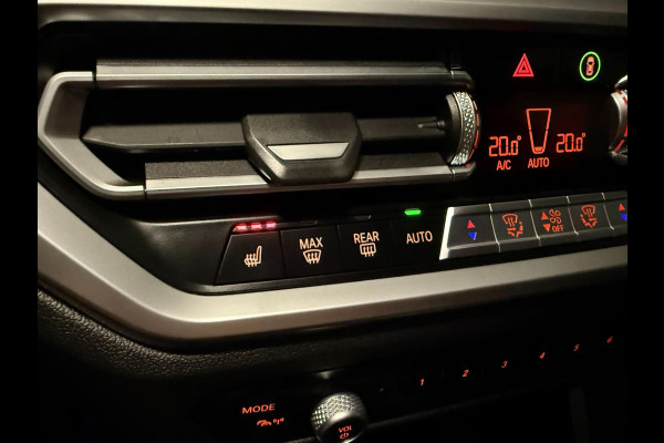 BMW 3 Serie Touring 330e xDrive BLACK-LINE SPORT NAVI/V-COCKPIT/DAB/CARPLAY/SFEERVERL/CAM/