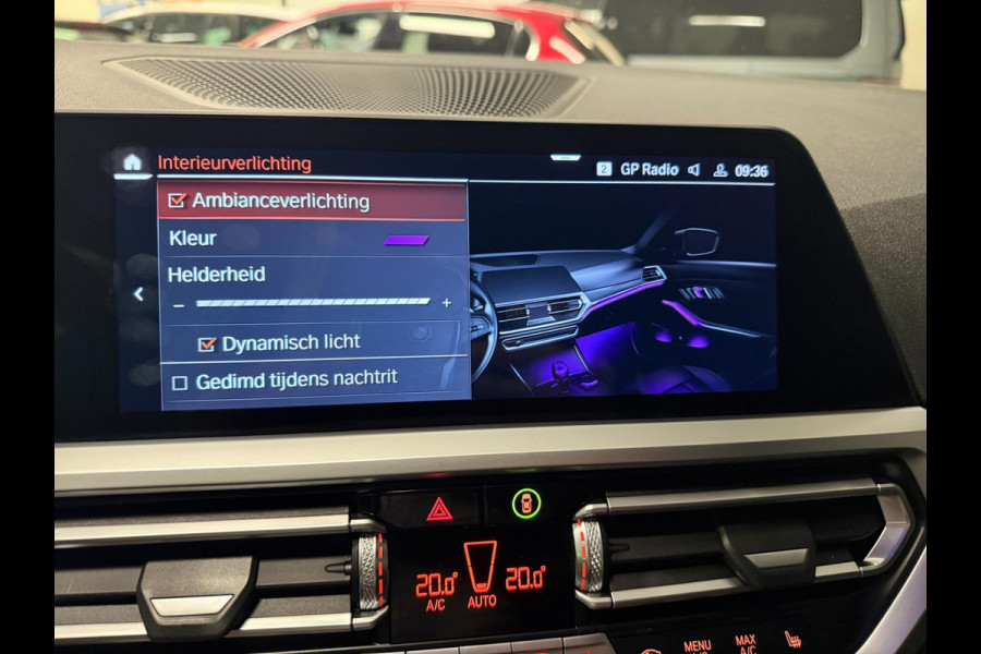BMW 3 Serie Touring 330e xDrive BLACK-LINE SPORT NAVI/V-COCKPIT/DAB/CARPLAY/SFEERVERL/CAM/
