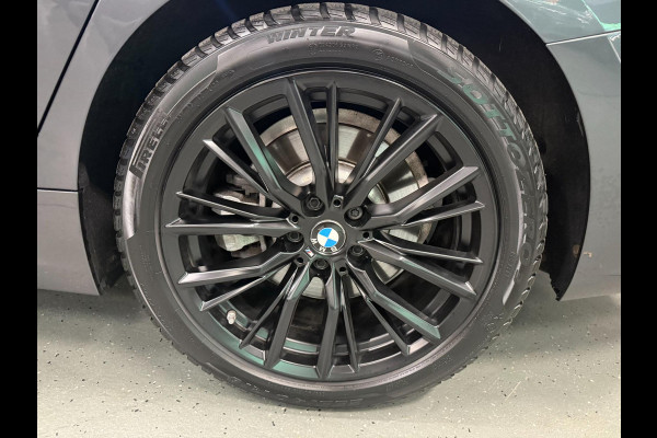 BMW 3 Serie Touring 330e xDrive BLACK-LINE SPORT NAVI/V-COCKPIT/DAB/CARPLAY/SFEERVERL/CAM/