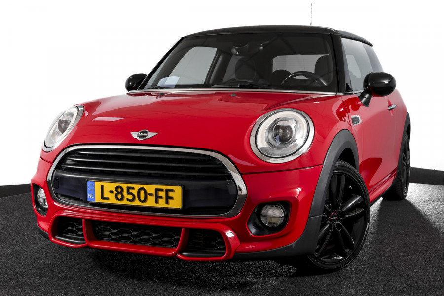 MINI Cooper 1.5 135 PK Chili - JCW Trim | Cruise | Stoel-+Voorruitverw. | PDC | NAV | ECC | LM 17" |