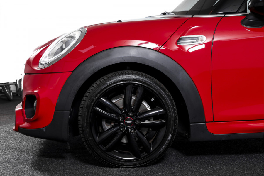 MINI Cooper 1.5 135 PK Chili - JCW Trim | Cruise | Stoel-+Voorruitverw. | PDC | NAV | ECC | LM 17" |