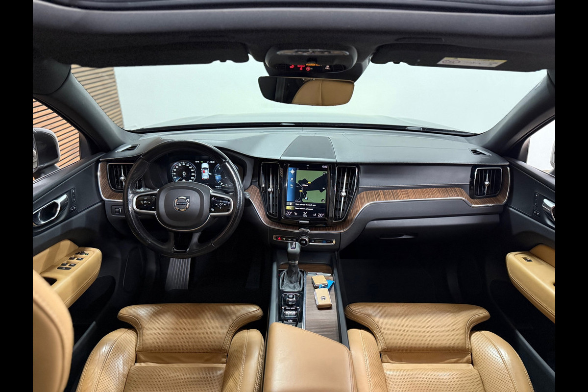 Volvo XC60 2.0 D5 AWD Inscription | Polestar | 360° camera | ACC | Pano | 21' inch | Trekhaak Volvo XC60 2.0 D5 AWD Inscription | Polestar | 360° camera | ACC | Pano | 21' inch | Trekhaak